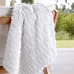 Manta KazzaVip Casal Microfibra 100% Poliéster Flannel Relevo Efeito Jacquard 260g/m2 Off White